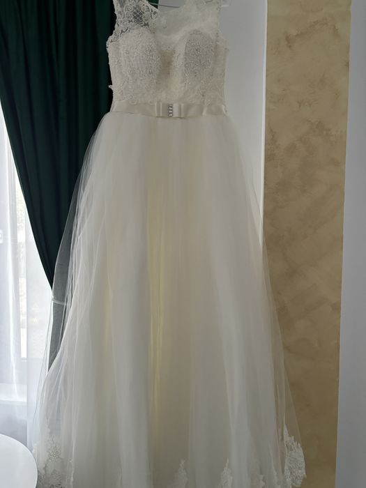 Vând Rochie de mireasă