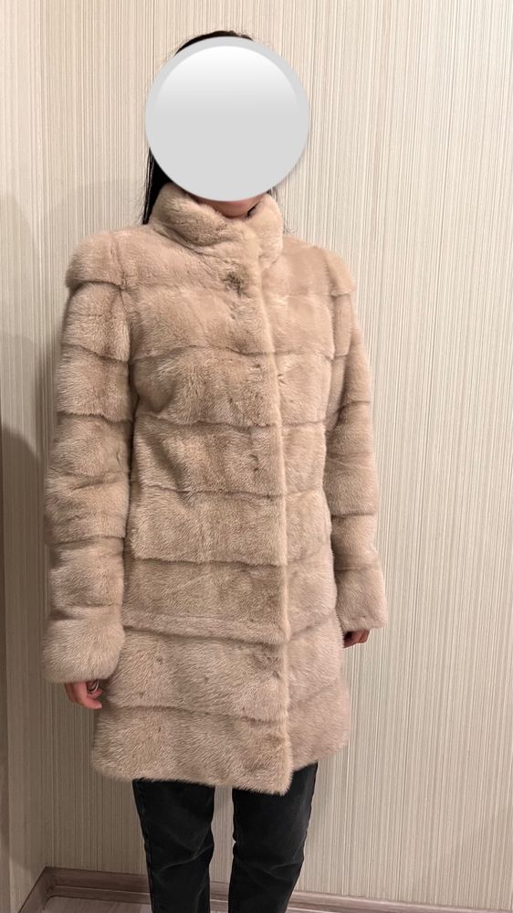 Продам норковую шубу