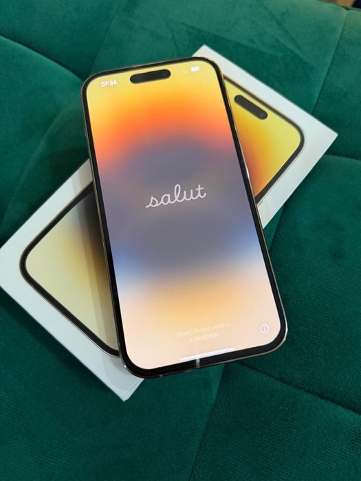 Iphone 14 pro Gold