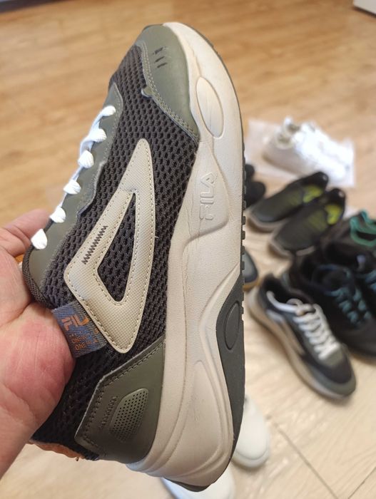 Продам брендовую мужскую обувь,42,43,44,недорого