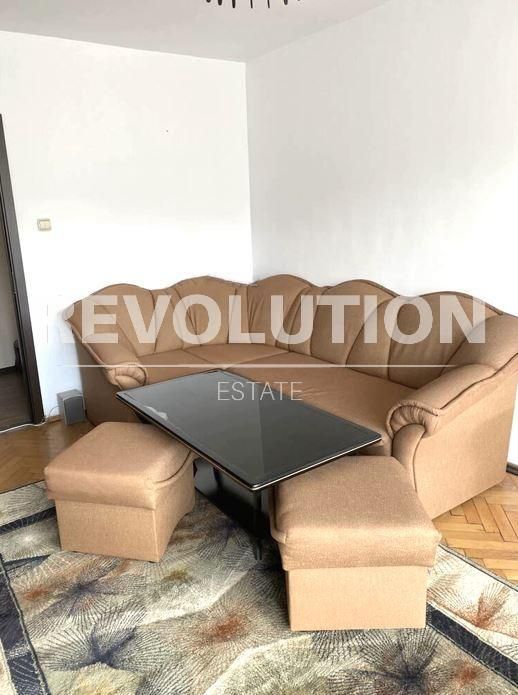 Дава се под наем Тристаен апартамент в Варна, Левски - 90 кв.м за 700 € - Снимка #8