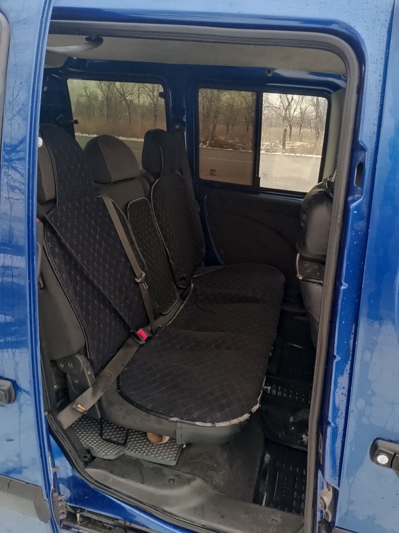 Fiat Doblo в хорошем состоянии, на автомате