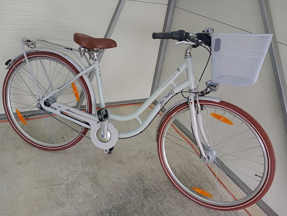 Vând bicicletă Pegasus,7 vit Nexus,frâna picior,stare f bună !