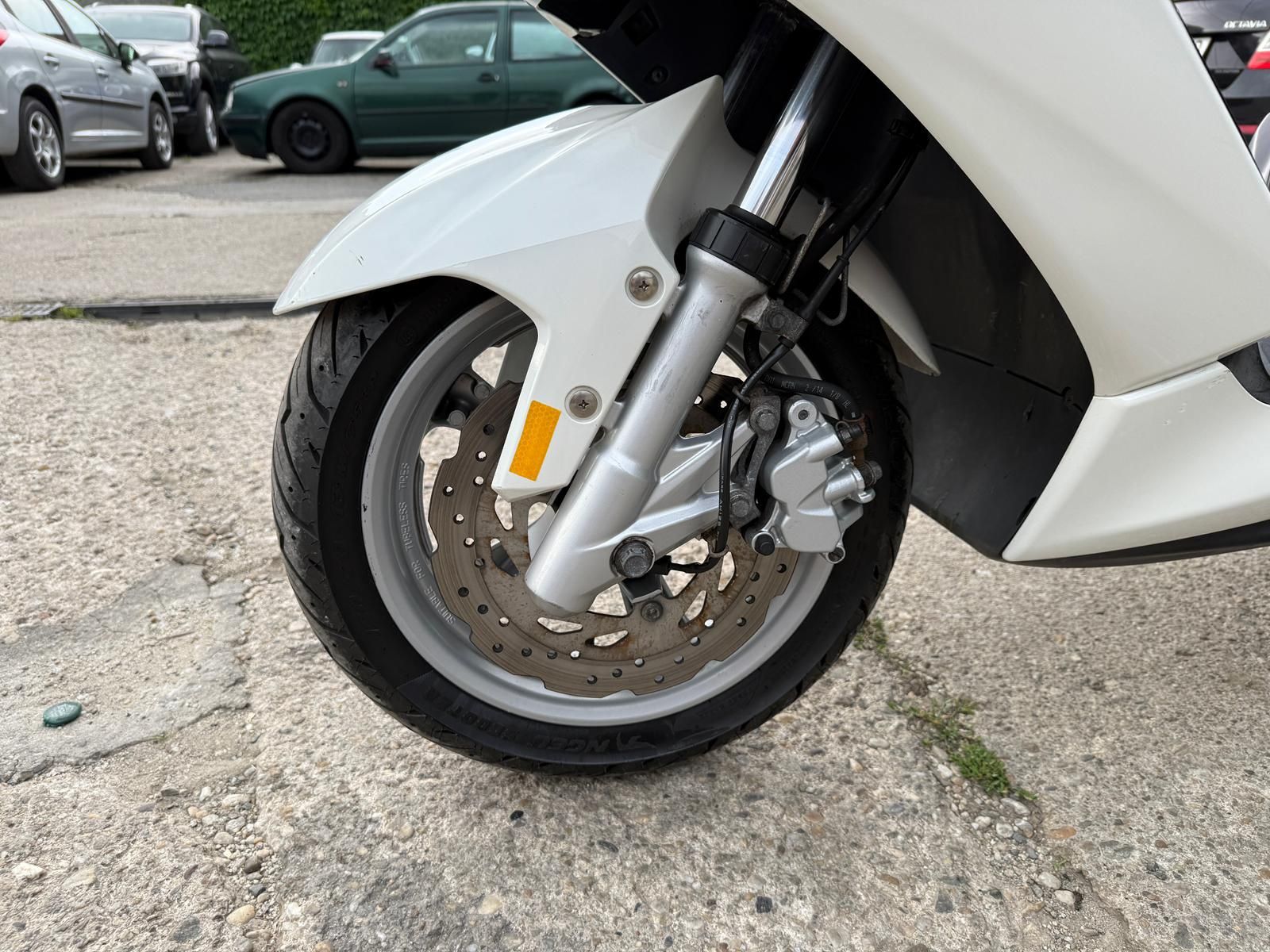 Yamaha Majesty 125  nu pcx 125 n max 125