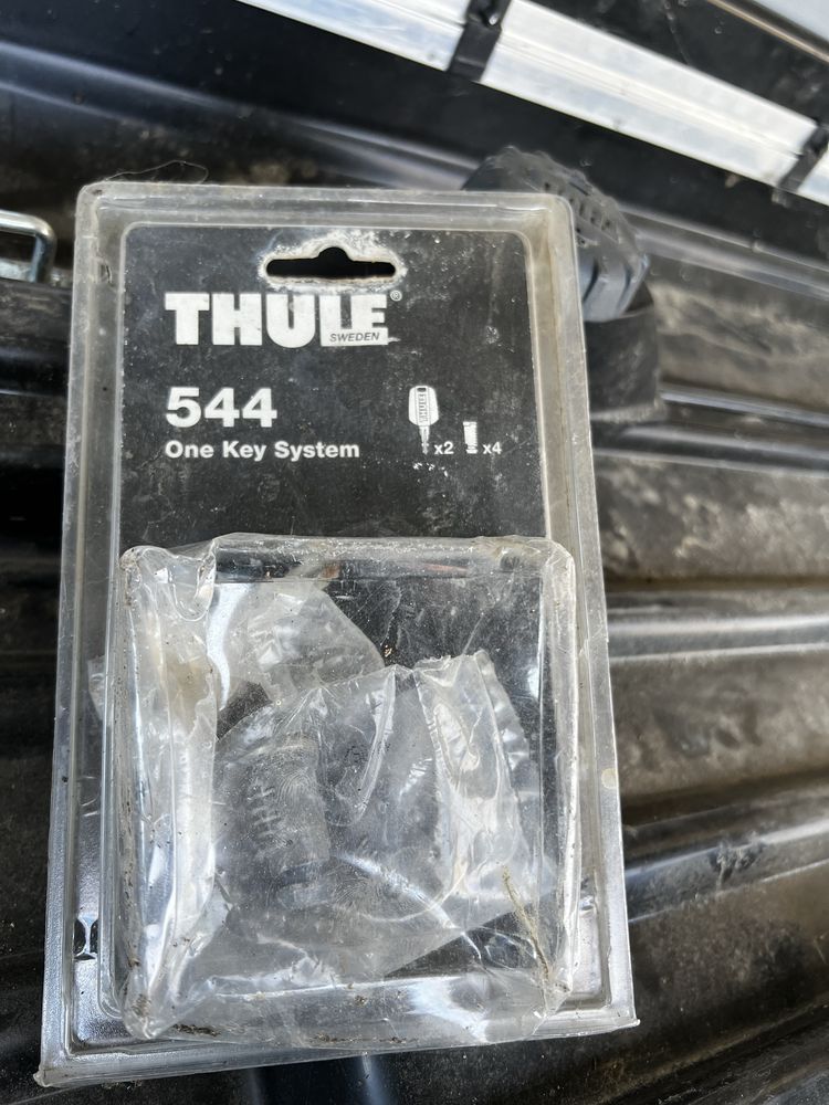 THULE Atlantis 780 cutie portbagaj auto