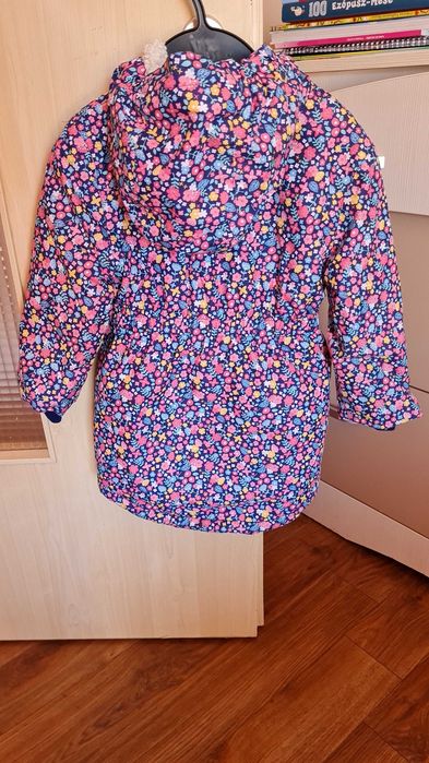 Geaca de iarna gen parka JOJO Maman fetite 4-5 ani merge mai mult