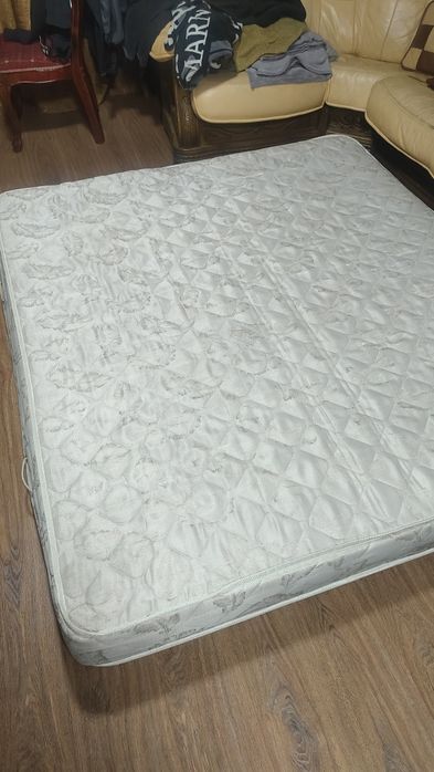 Отдам матрас бесплатно