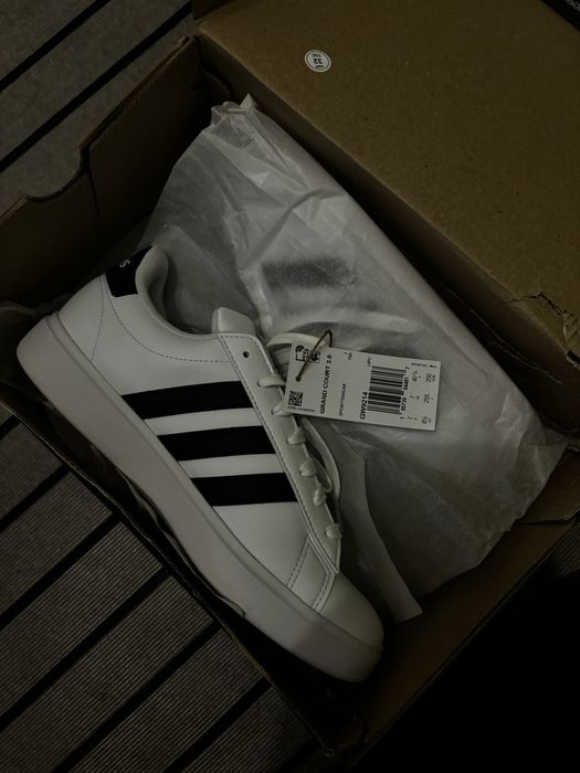 крассовки Adidas GRAND COURT