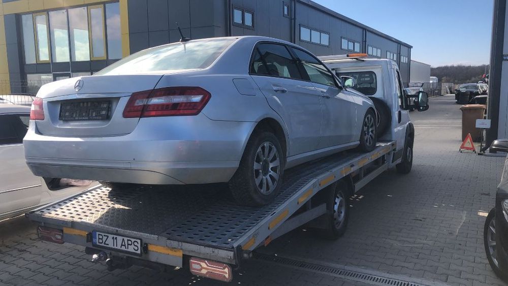 Dezmembram Mercedes Benz E Class W212 2.2 CDI an fabr 2011