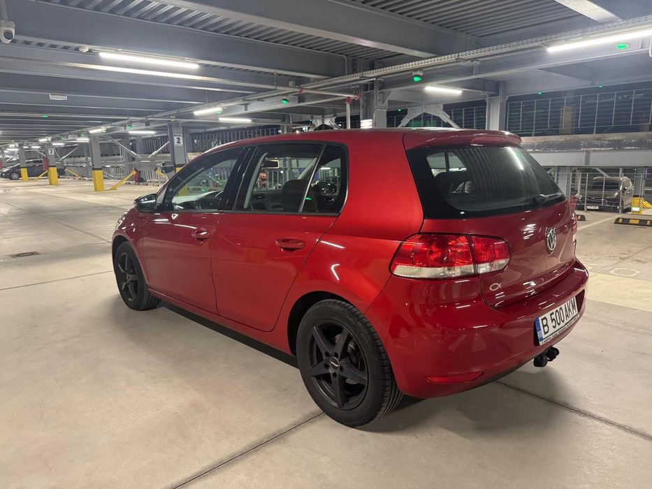 Volkswagen Golf 5 1.4 MPI 2009 + bonus set roti iarna
