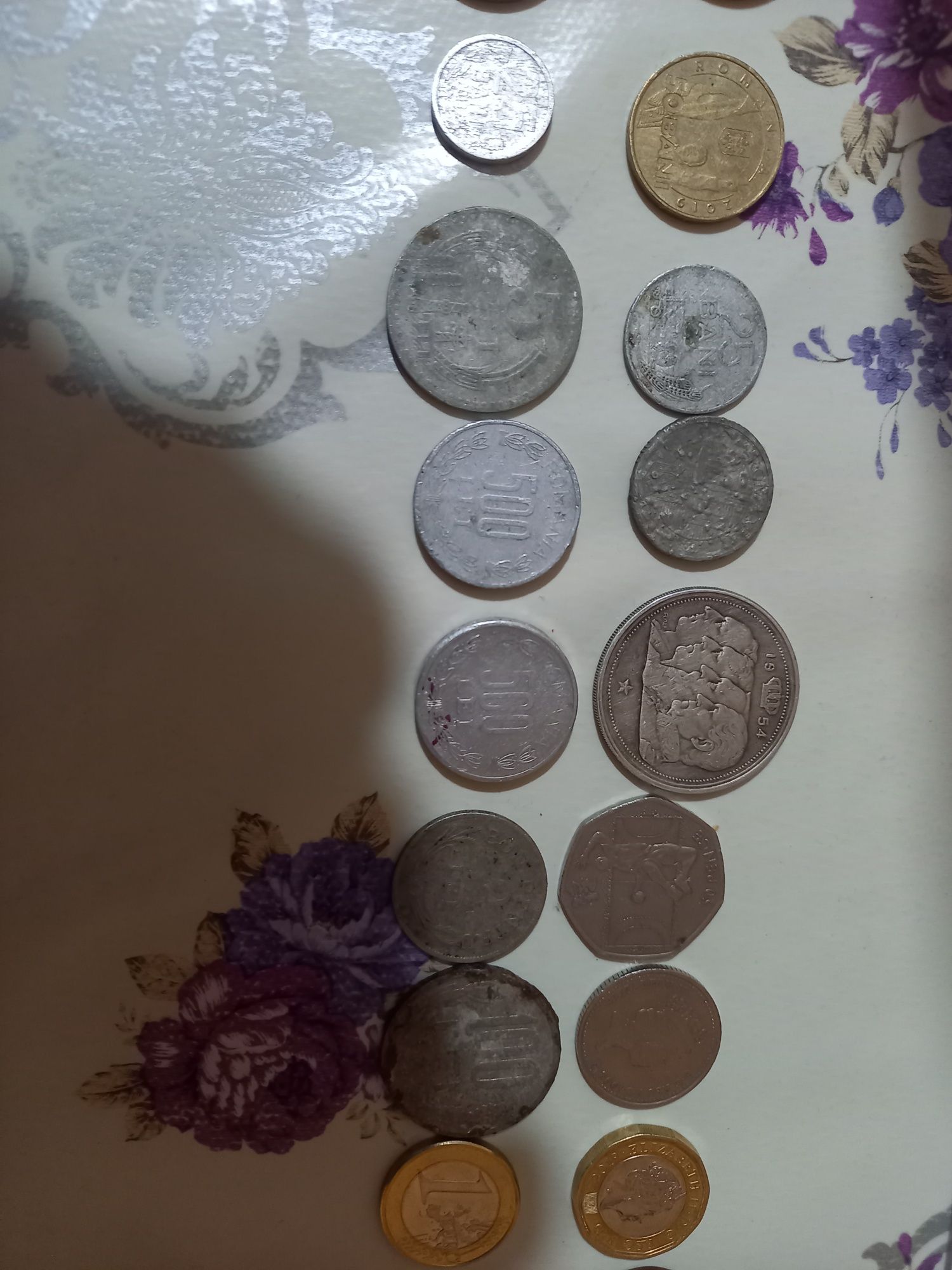 Diverse monede de vanzare