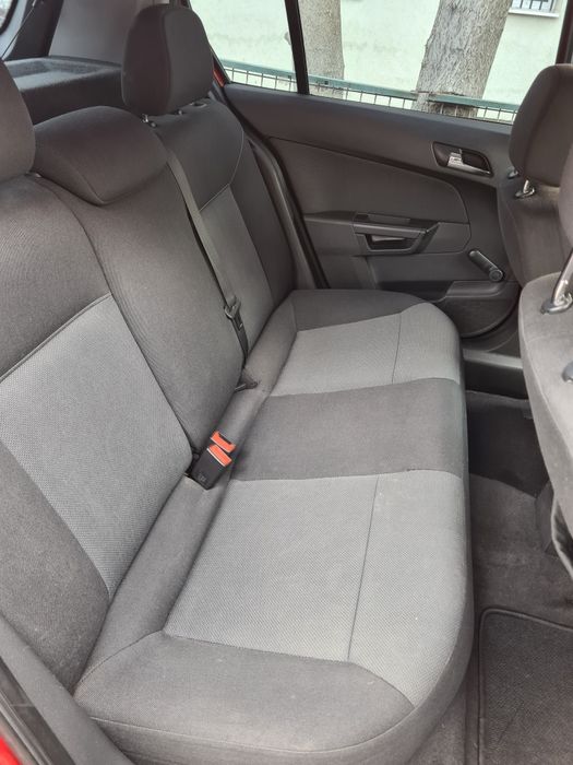 Opel Astra H OPC kit