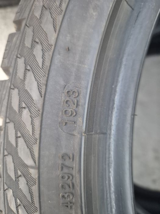 225 45 17 Nokian SnowProof  2023