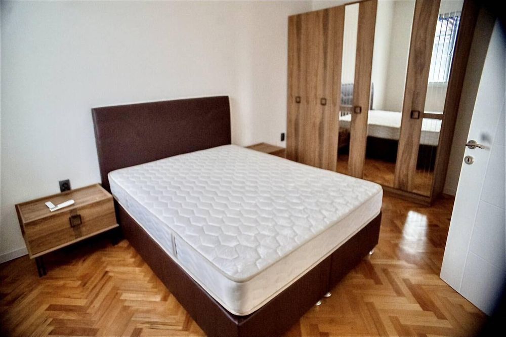 Дава се под наем Двустаен апартамент в Пловдив, Христо Смирненски - 72 кв.м за 459 € - Снимка #1