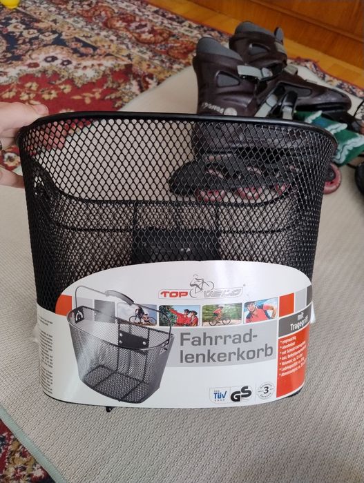 Cos metalic de bicicleta