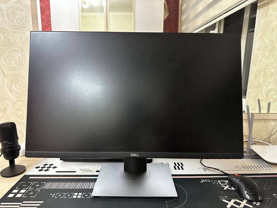 Монитор Dell 27 дюймов
