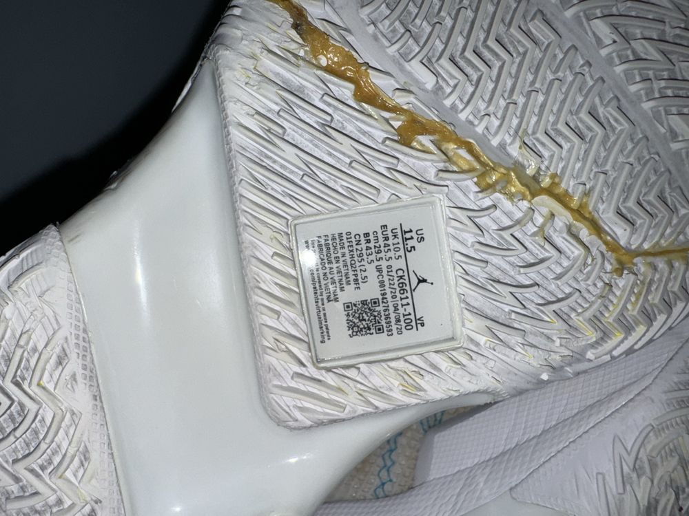 Adidasi Jordan Why Not Zero 3 marime 45 .5 29 .5cm