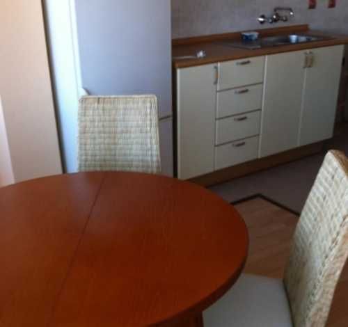 Дава се под наем Тристаен апартамент в София, Зона Б-18 - 100 кв.м за 900 € - Снимка #1