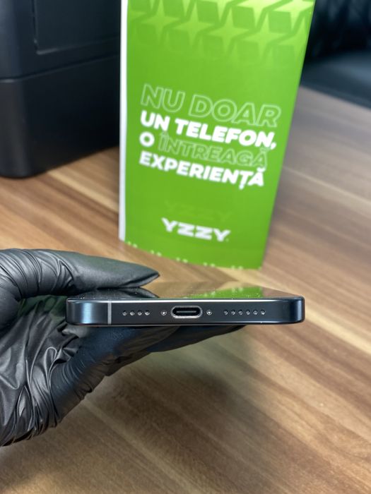 iPhone 15 Pro Max • 512 GB • Black Titanium