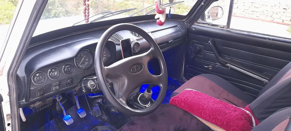 Жугули сотилади йили 1988