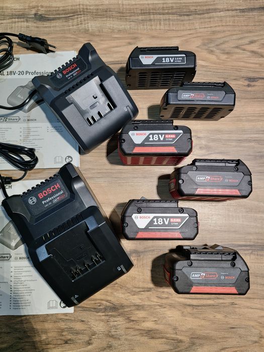 Acumulatori noi 18V Bosch Professional incarcatoare