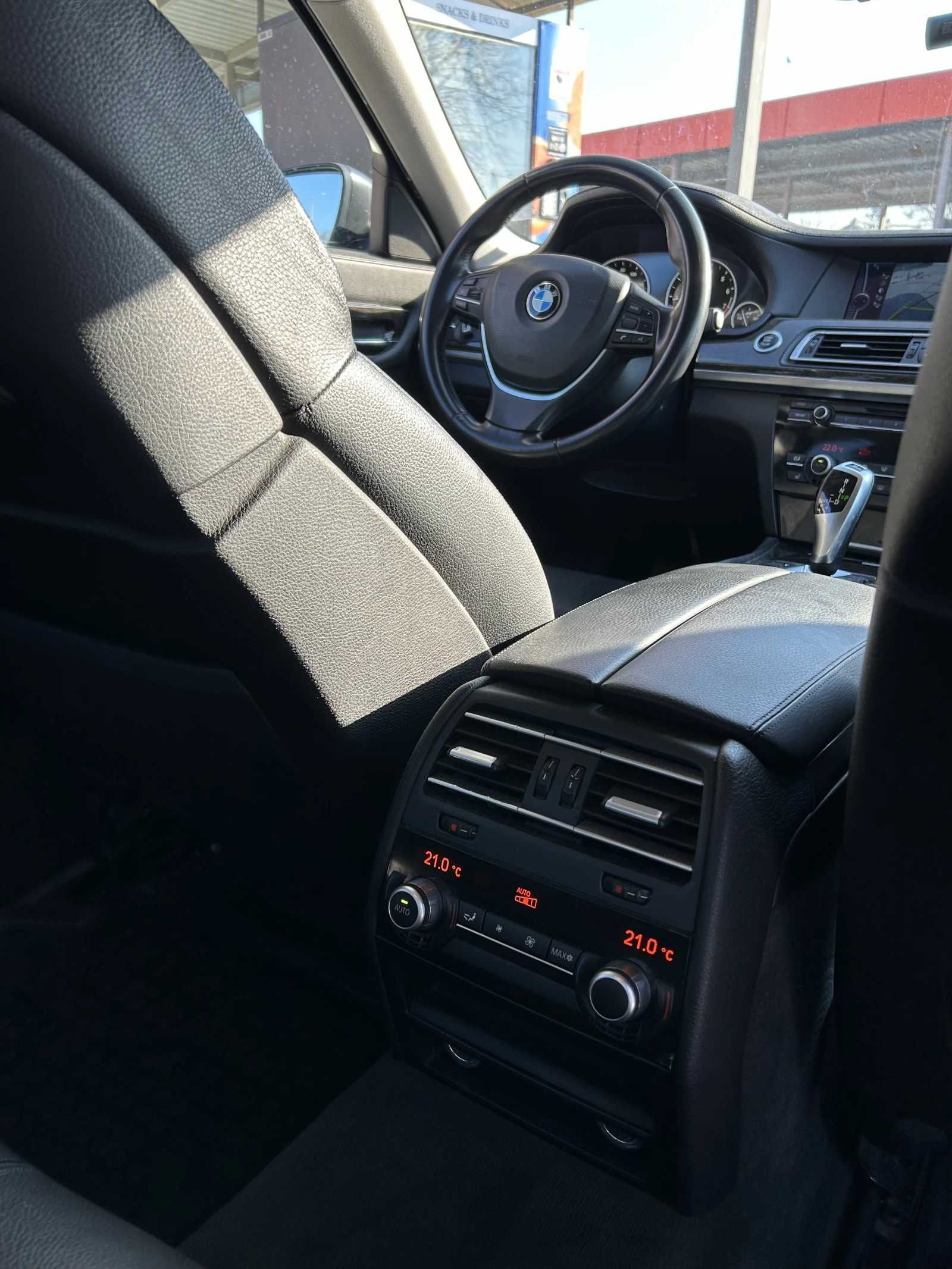 Продавам BMW 740i F01