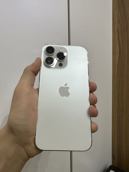 iphone 14 pro max silver 1tr  79% korobka bor