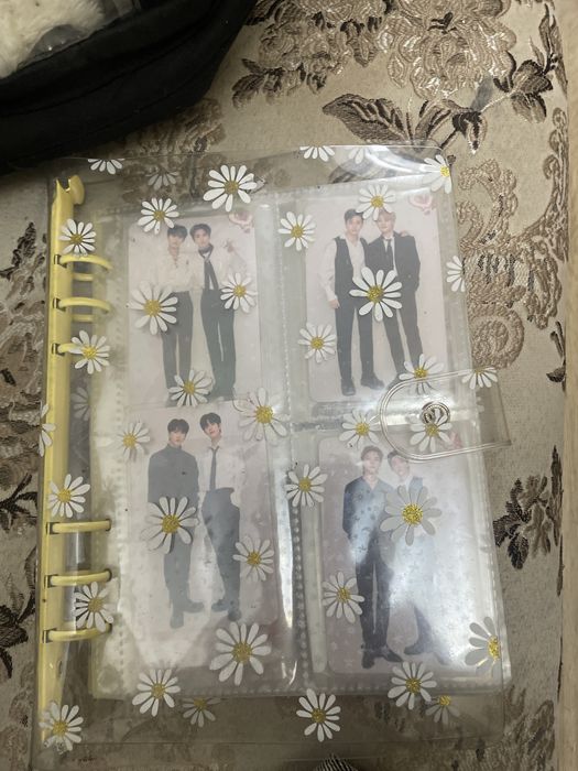 книжка с карточками стрей кидс