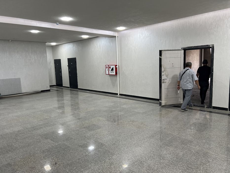 Породётся квартира (новостройка 74,2 кв.м), 7 этаж,