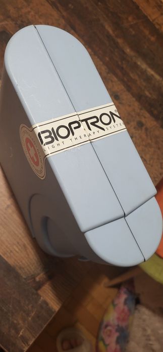 Продавам швейцарска лечебна лампа Bioptron