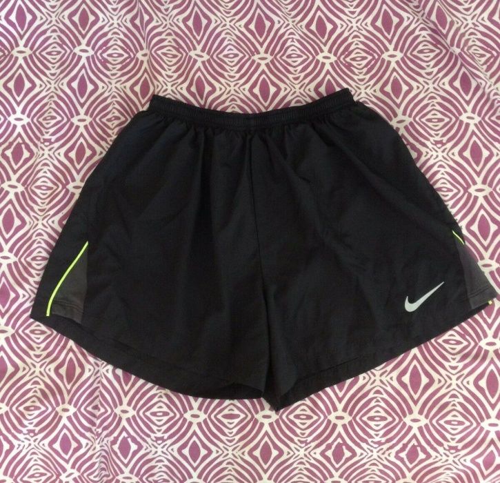 Pantaloni scurti Nike Dri-Fit, originali.