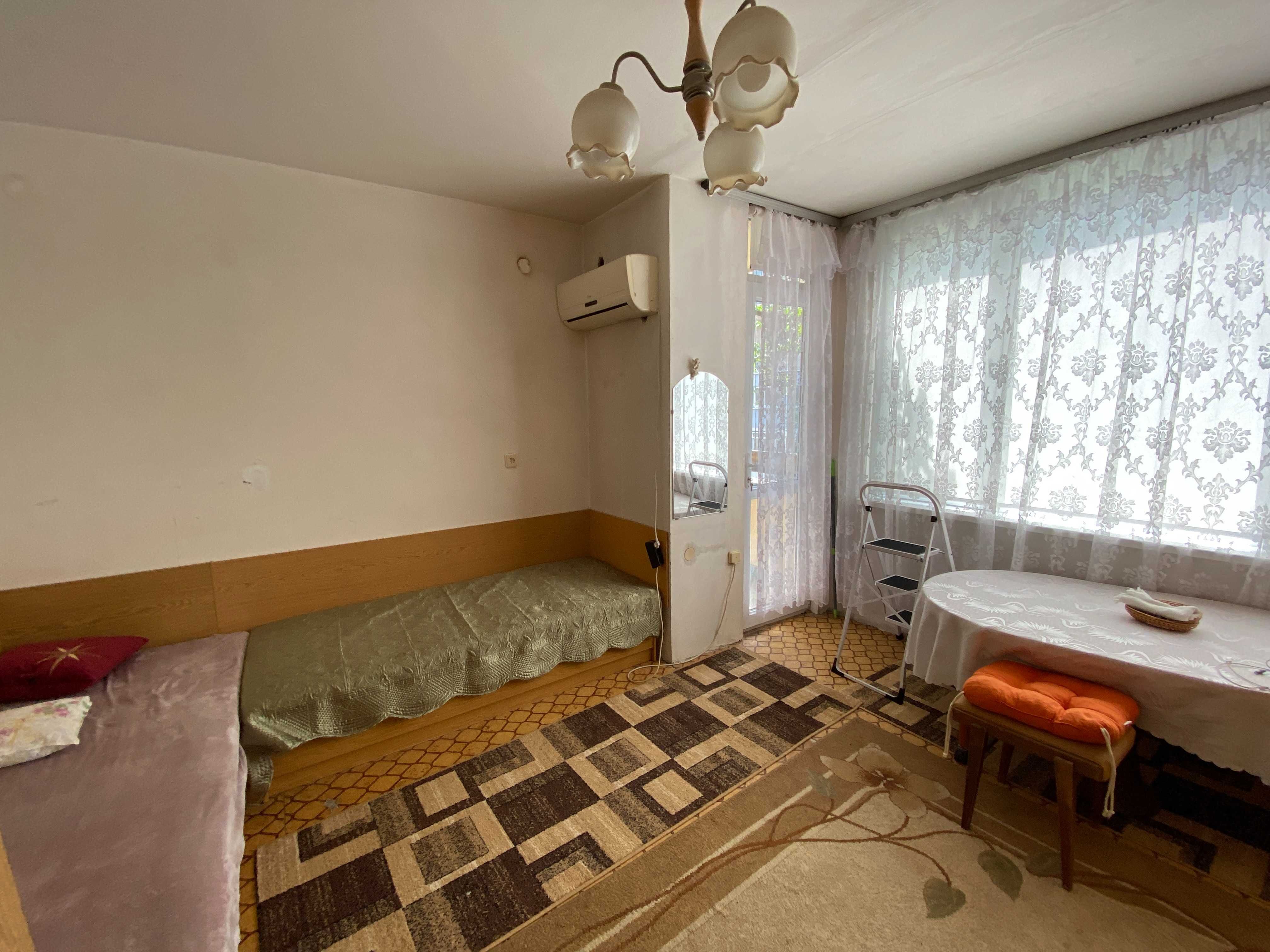 80кв.м. Ид.център, ет.3, тухла, гараж