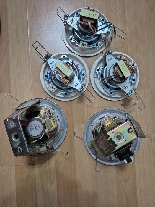 Boxe de tavan 100V – TOA + Bosch