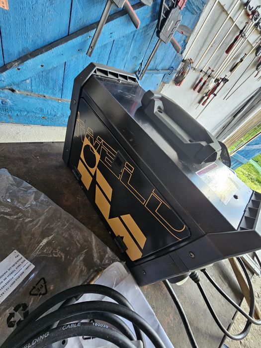 iweld pocketmig 225 synergic 200a