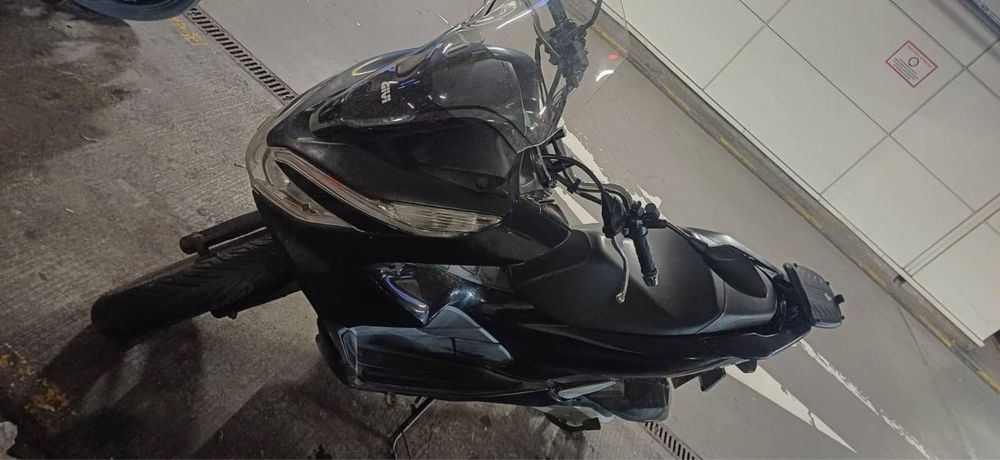 Honda PCX 125 (cel mai ieftin din Romania)