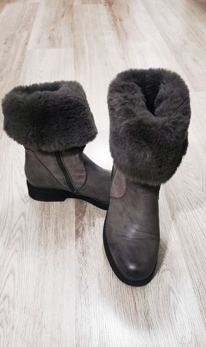 Cizme scurte, mărimea 40