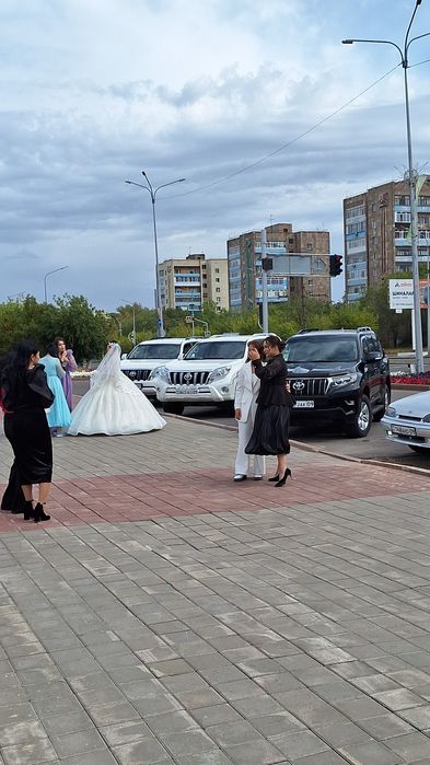 Аренда/  /ТРАНСФЕР/ Выписка из роддома /Той /Свадьбы/Лимузины/ Джипы