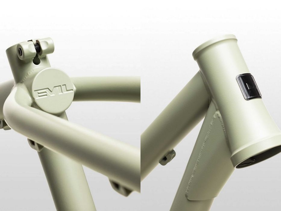 OFERTA LIMITATA! Cadru bicicleta dirt EVIL Faction II