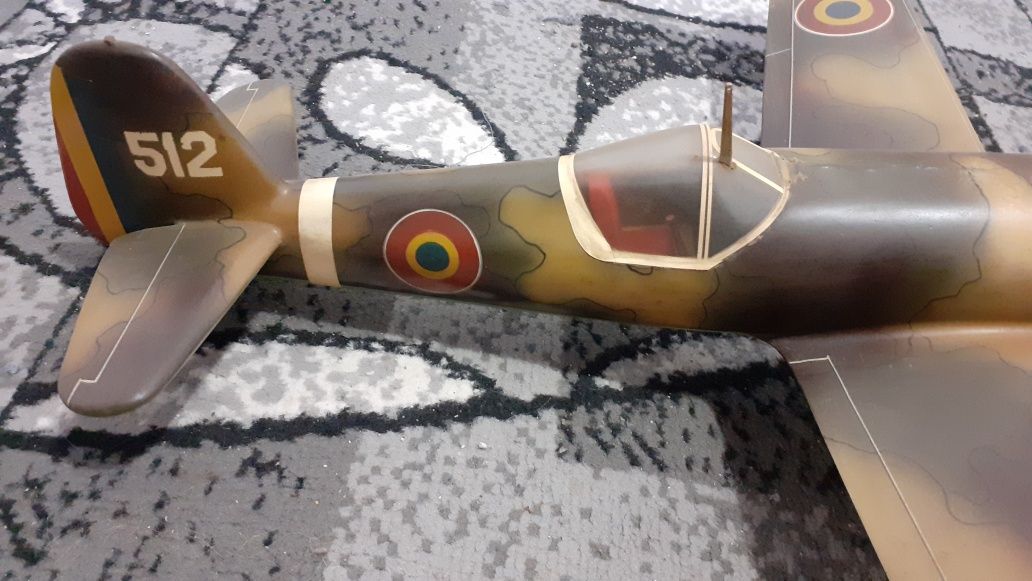 Avion mai rar de colecție nu trimit în țară predare personală în centr