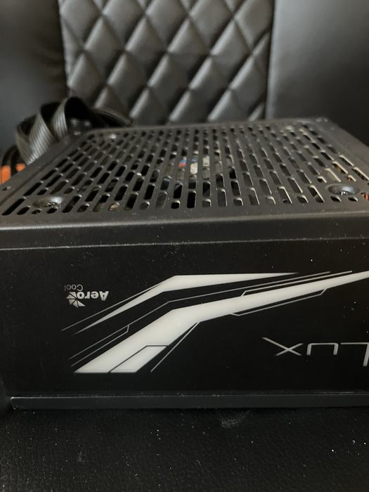 Sursa RGB 650 w certificata 80+ bronze