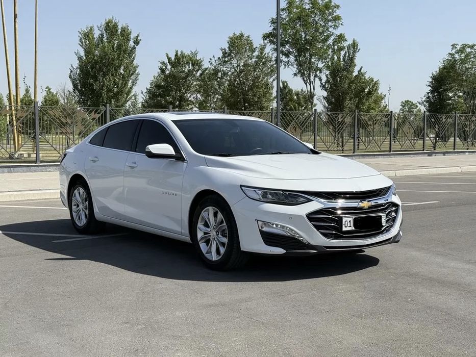 Malibu 2,4 mator 2018 yil 83000 km kraska toza