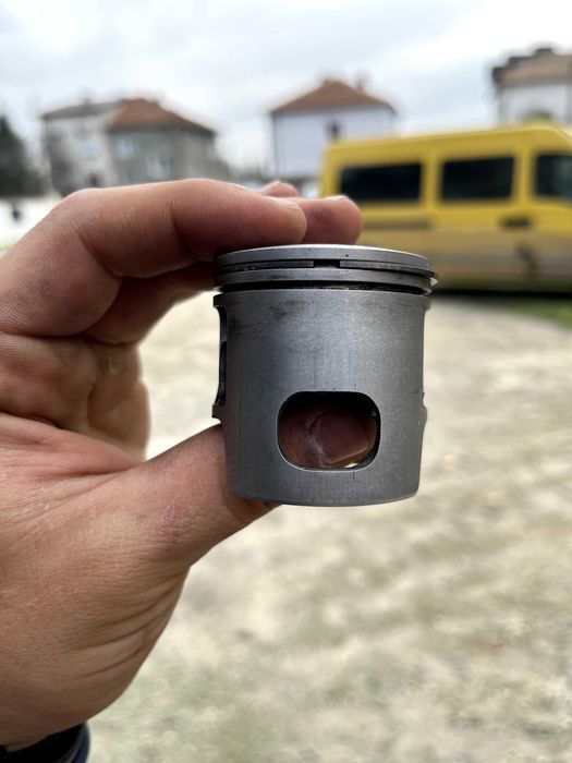 Кит Malossi 70cc Цилиндър, Бутало, Глава, Иглен лагер и Гарнитури