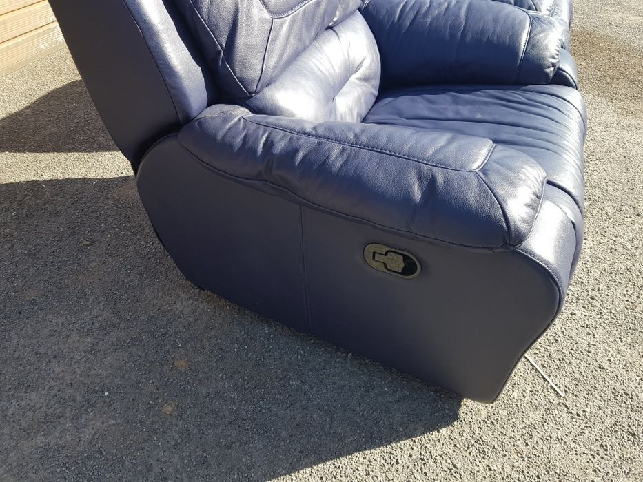 Canapea piele albastru si fotoliu recliner