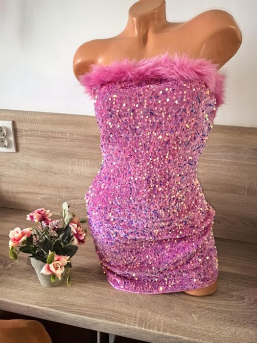 Rochie eleganta mărimea M