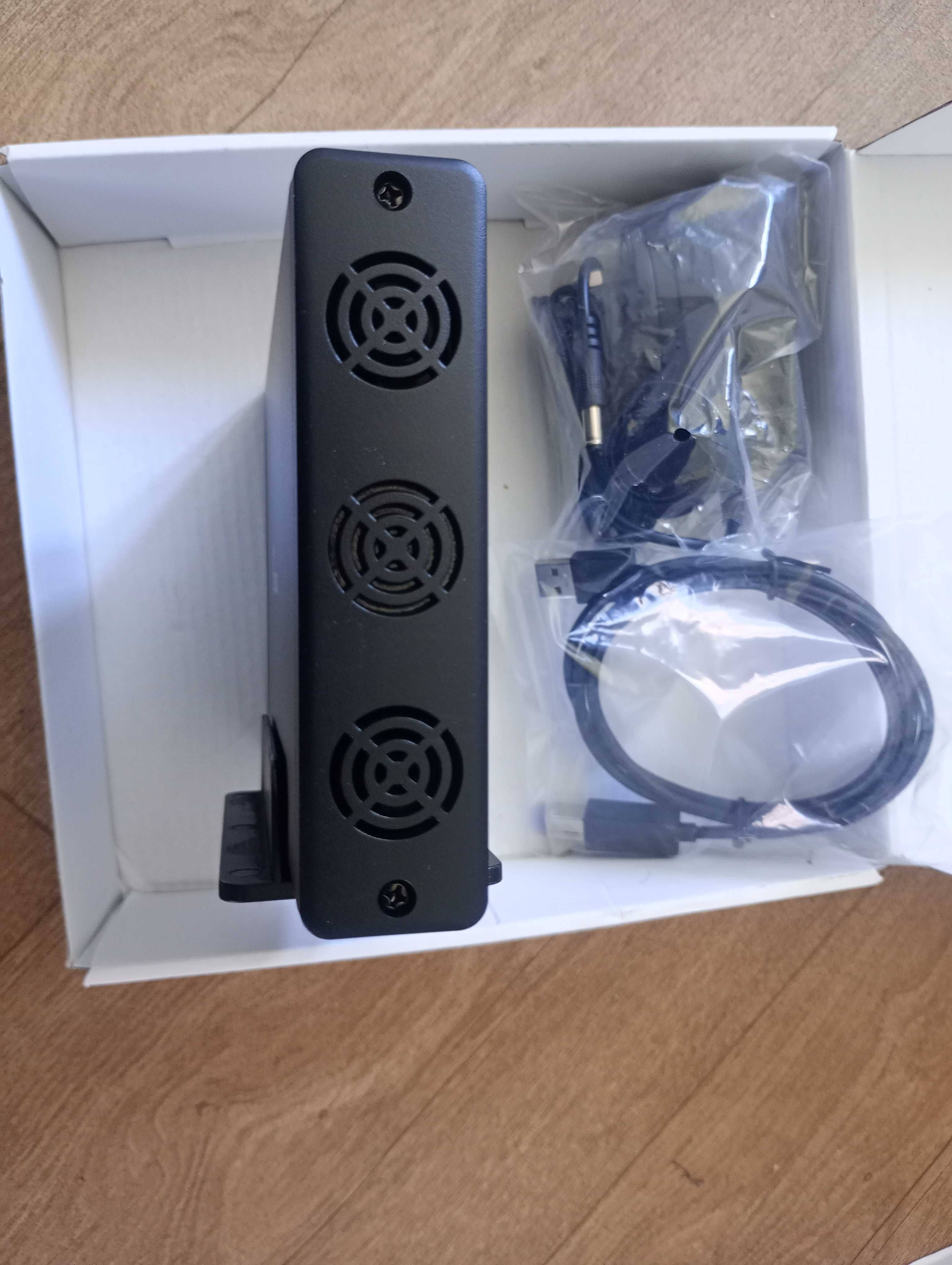 Хард драйв Sonniks 3.5(3 TB) с USB 3.0 super speed