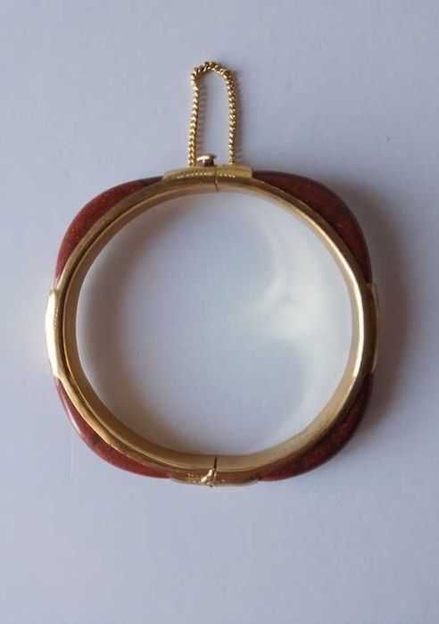 Brățări frumoase, accesorii elegante