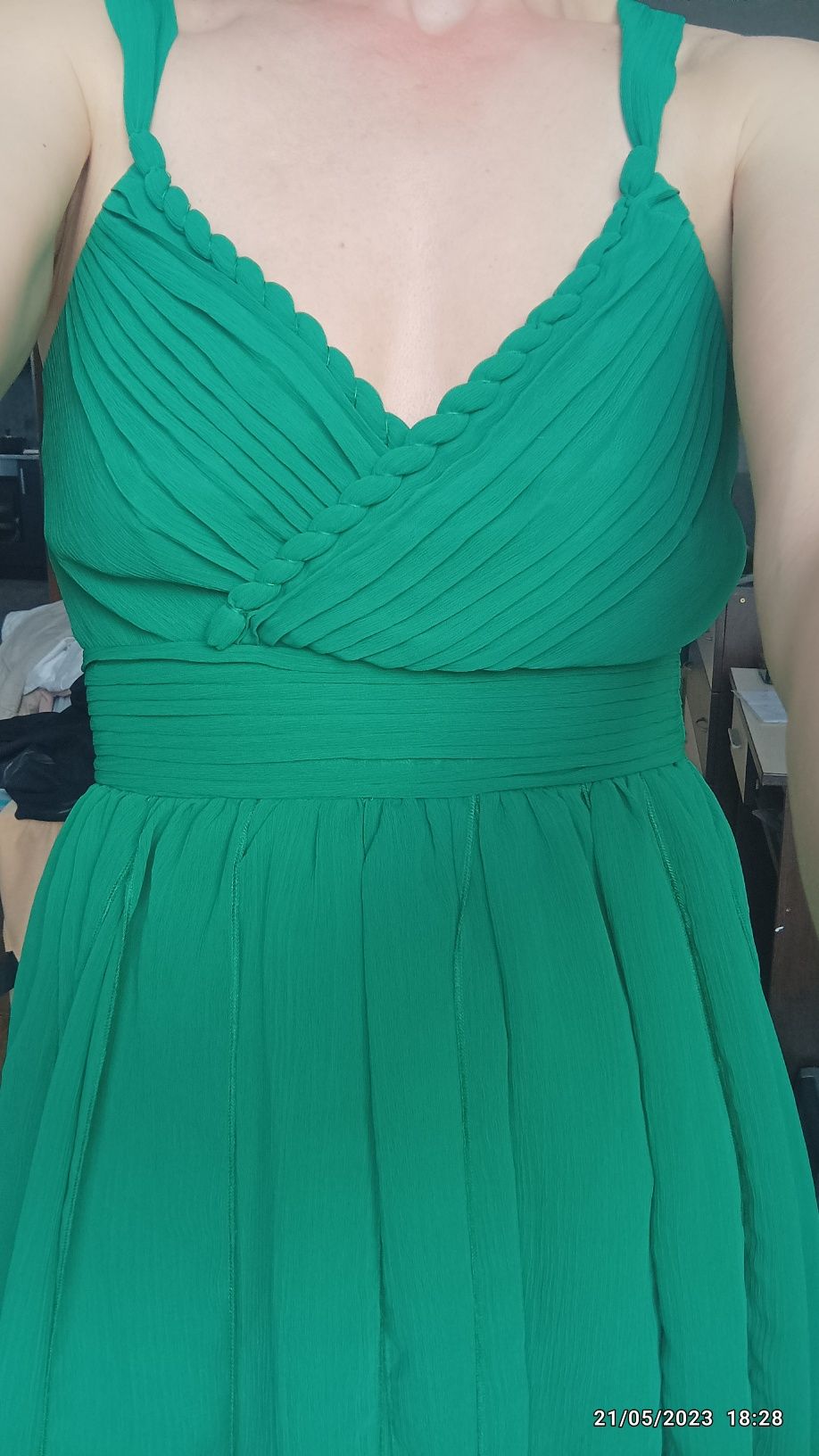 Ефирна зелена рокля Vila M