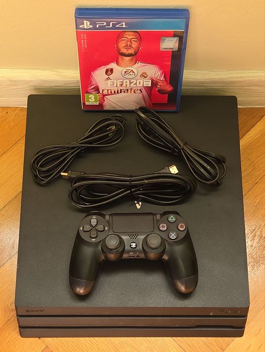PS4 PRO 1TB Playstation 4 ПРО плейстейшън конзола с джойстик игра FIFA
