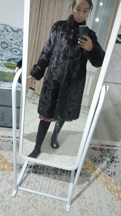 Продам Шубу за 300000тг своя цена 520000 чистый цобль