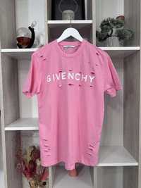 Tricou Givenchy roz, colectie 2024
